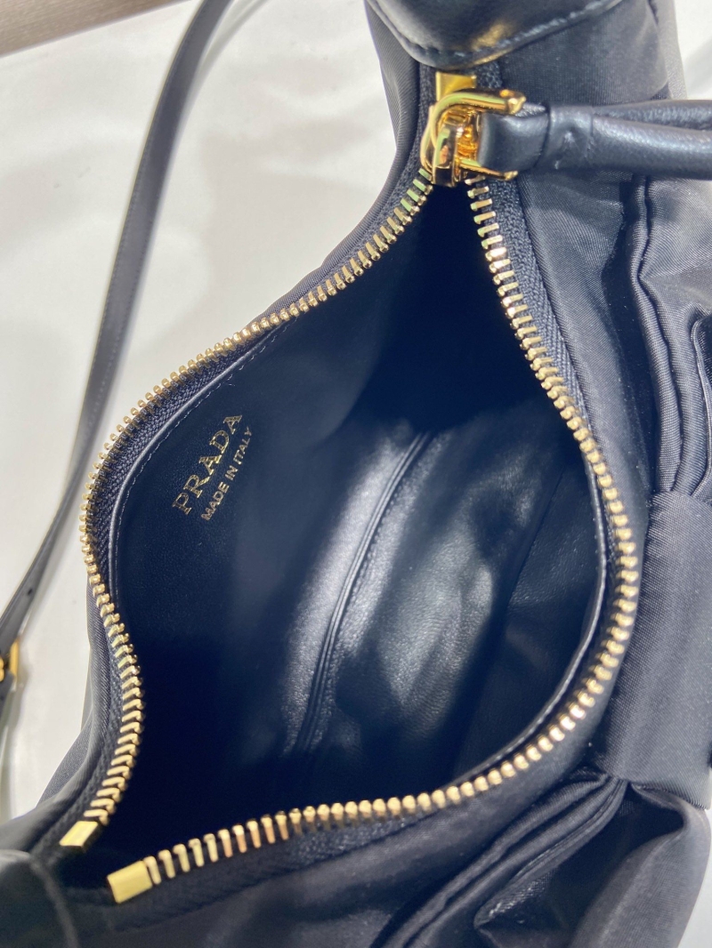 Pra*a hobo bags